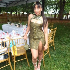 Kim shui dress size 4